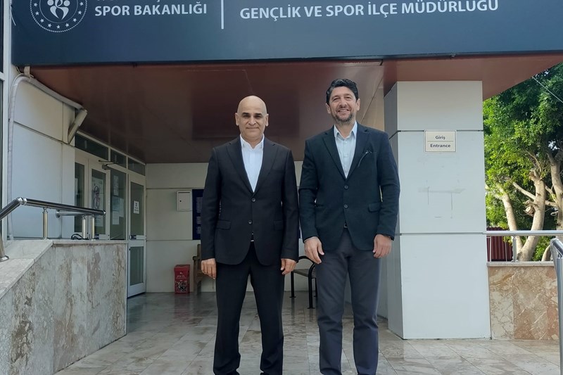 ALKÜ Spor Kulübümüzden Alanya GSB İlçe Müdürü Emre Kıldırgıcı'ya Ziyaret ALKÜ Spor Kulübümüzden Alanya GSB İlçe Müdürü Emre Kıldırgıcı'ya Ziyaret